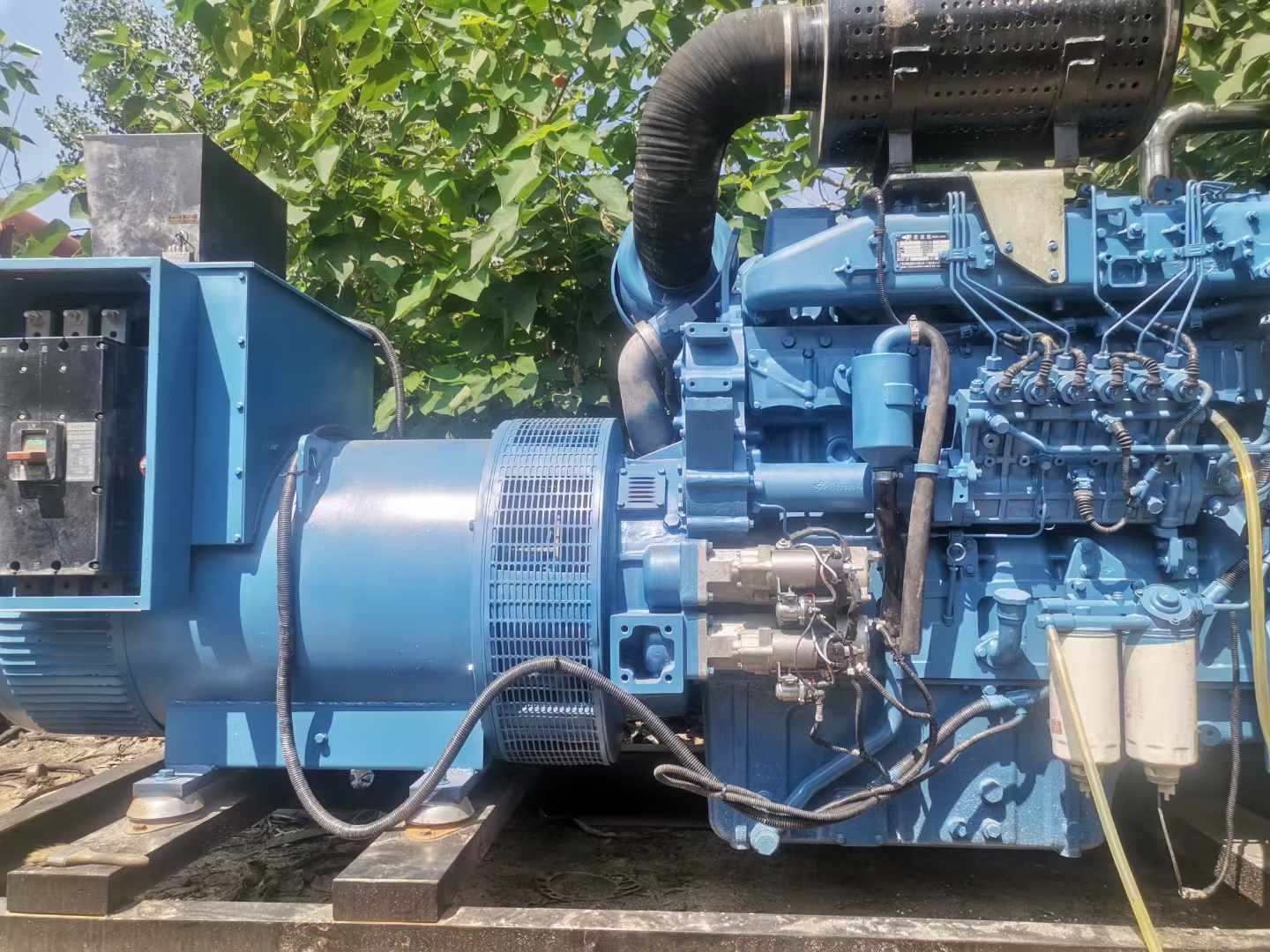 宁国详细说明降低 800kW 柴油发电机输出电流波动的方法